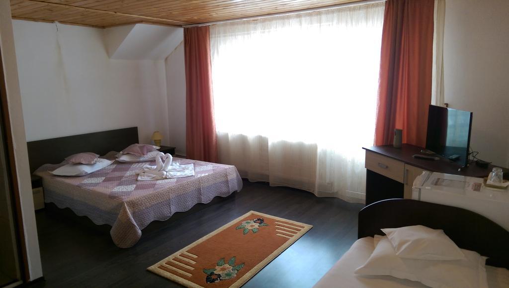 Pensiunea Casa Beatrice Bran Törcsvár Kültér fotó